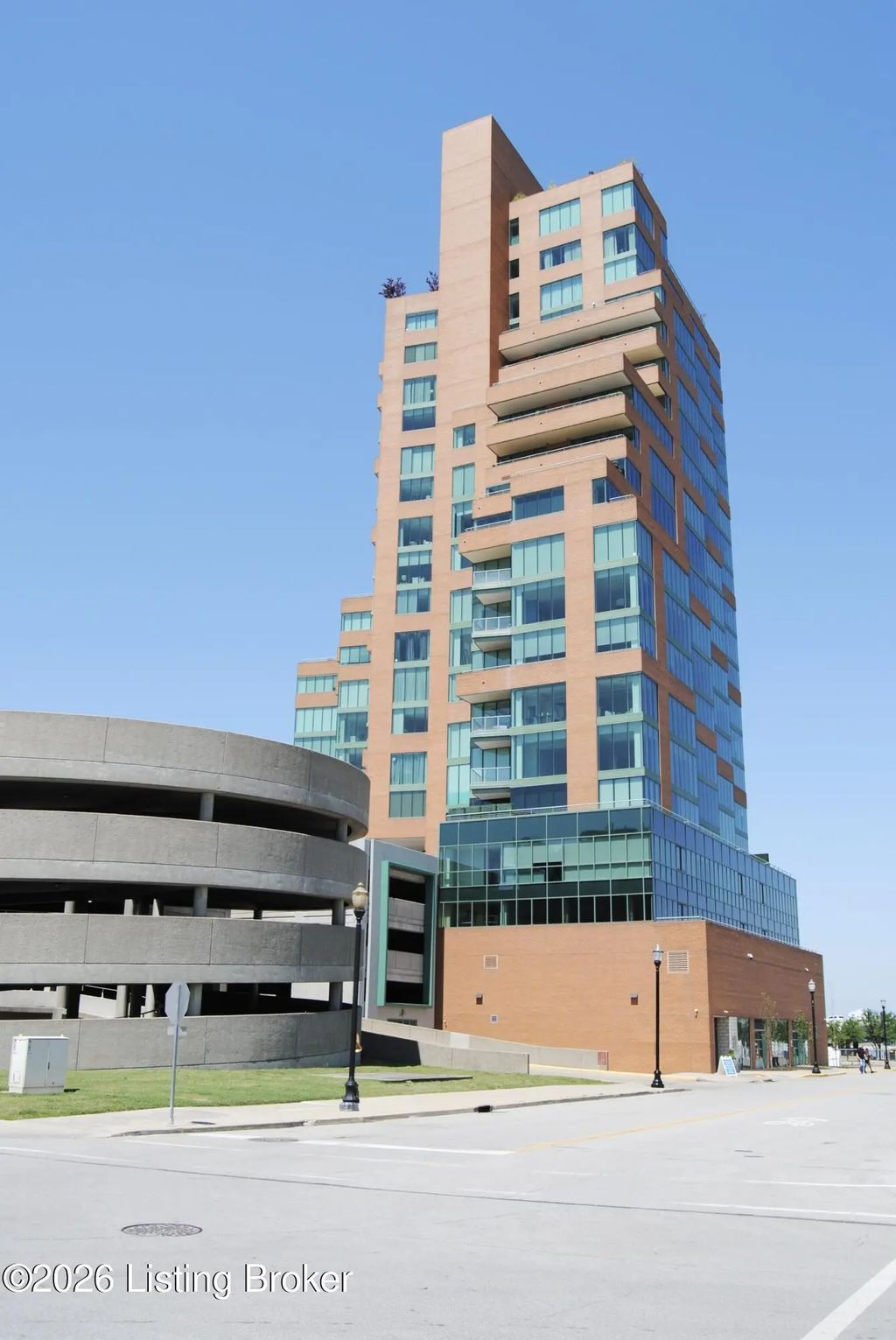 222 E Witherspoon St 603, Louisville