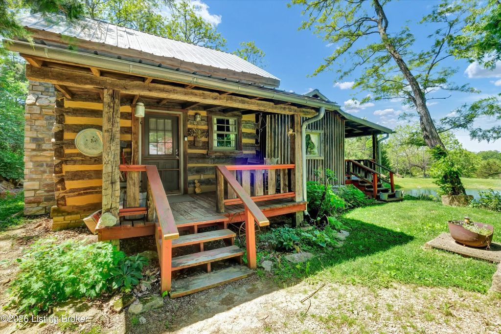 2945 N Greenbrier Rd, Madison