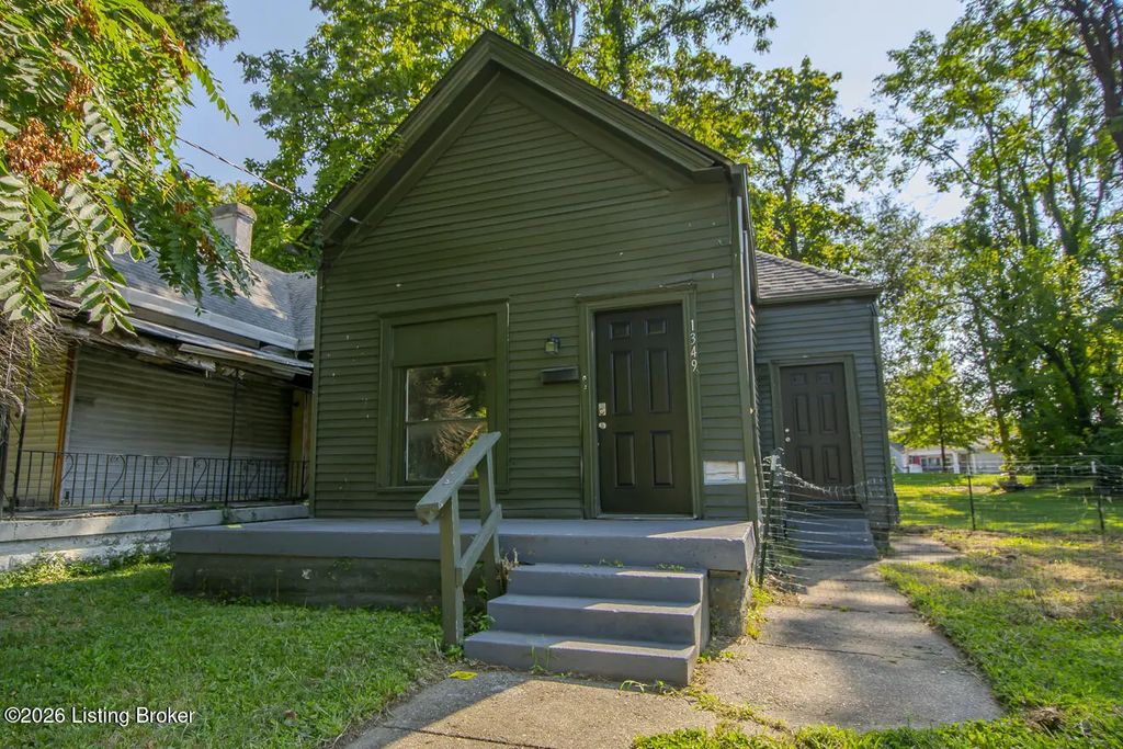 1349 S 26th St, Louisville