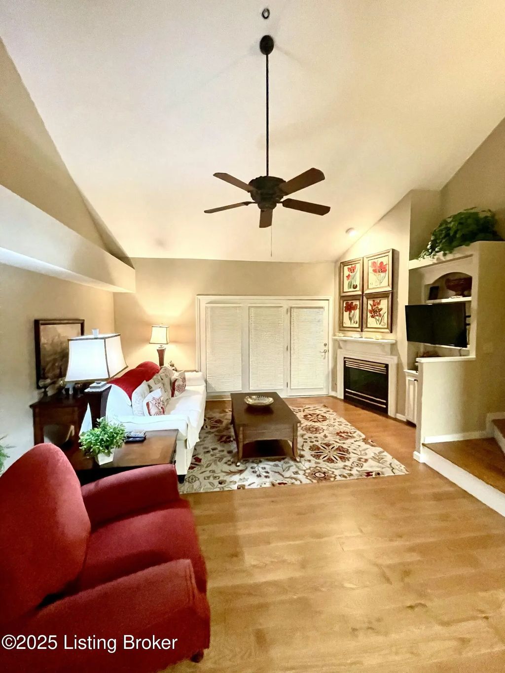 2730 Brownsboro Rd Apt 157, Louisville