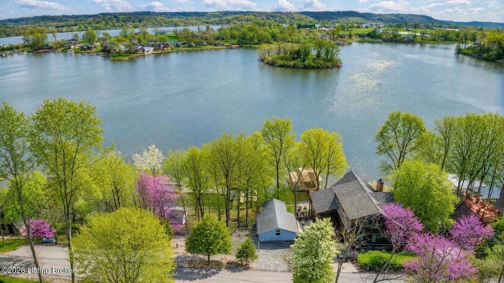 609 Hillandale Dr, Sanders