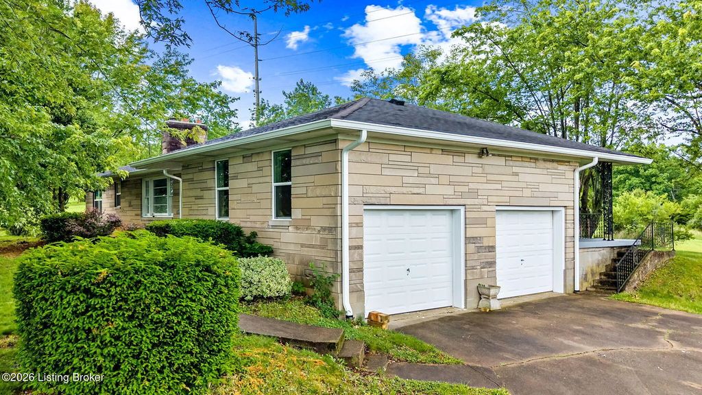 1898 Brandenburg Rd, Leitchfield
