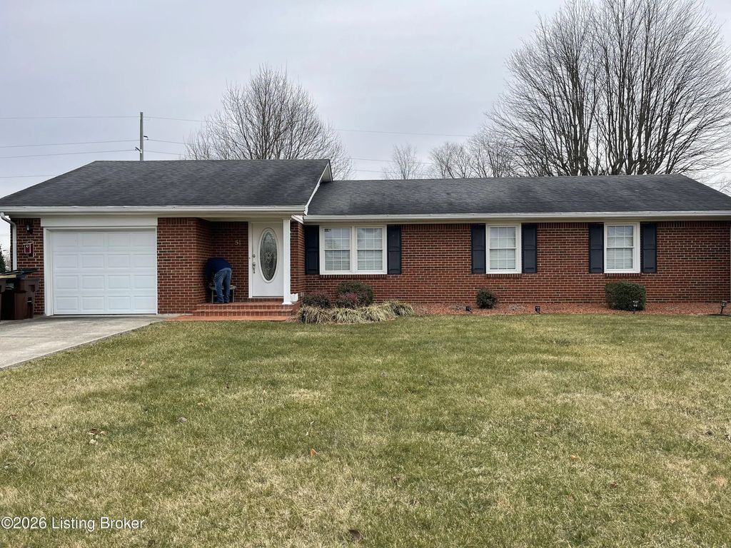 51 Circle Crest Rd, Hodgenville