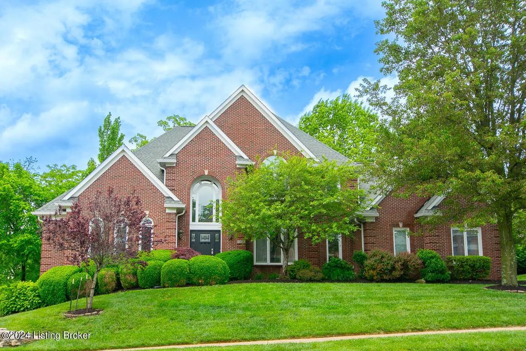 15204 Crystal Springs Way, Louisville