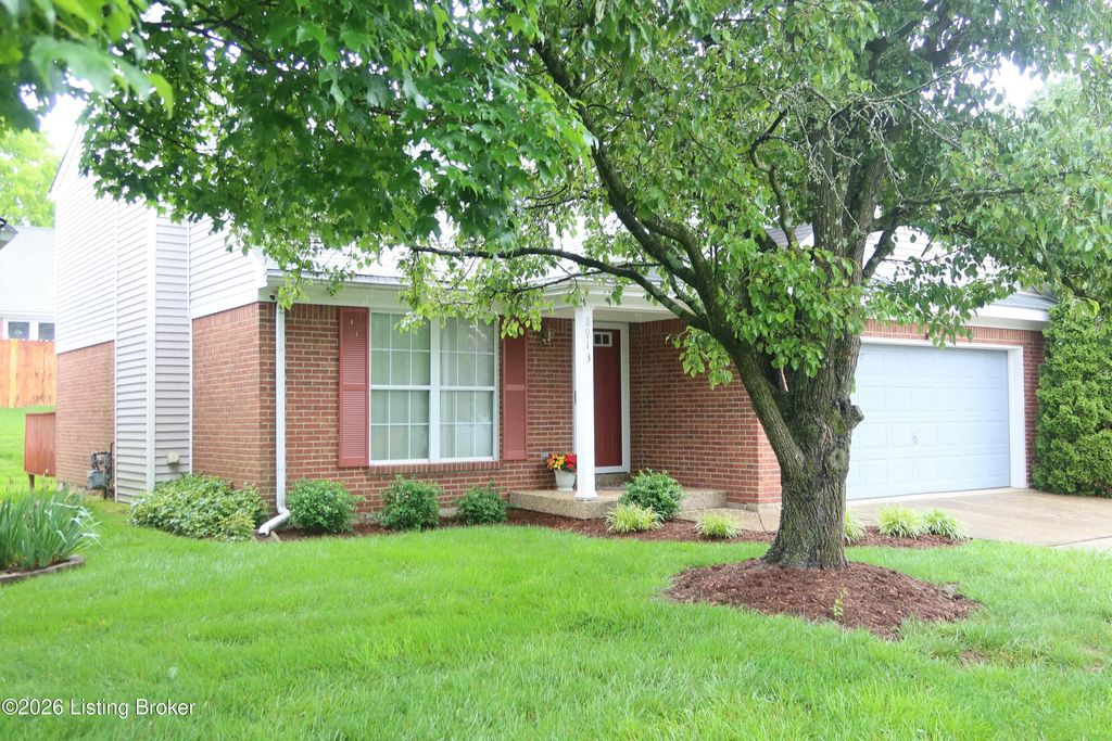 8913 Harmony Place Ct, Louisville