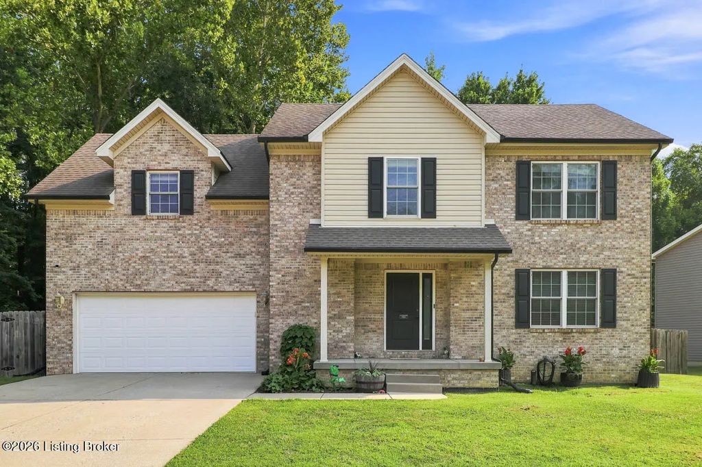 5528 Village Ln, Memphis
