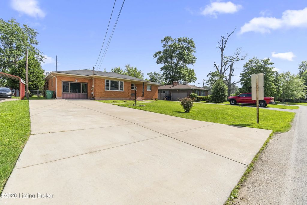 2303 Ecton Ln, Louisville