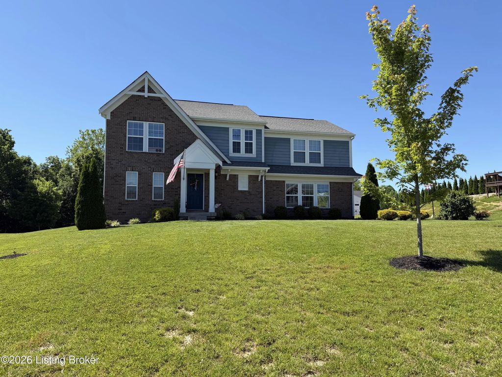 1002 Heron Cove, La Grange