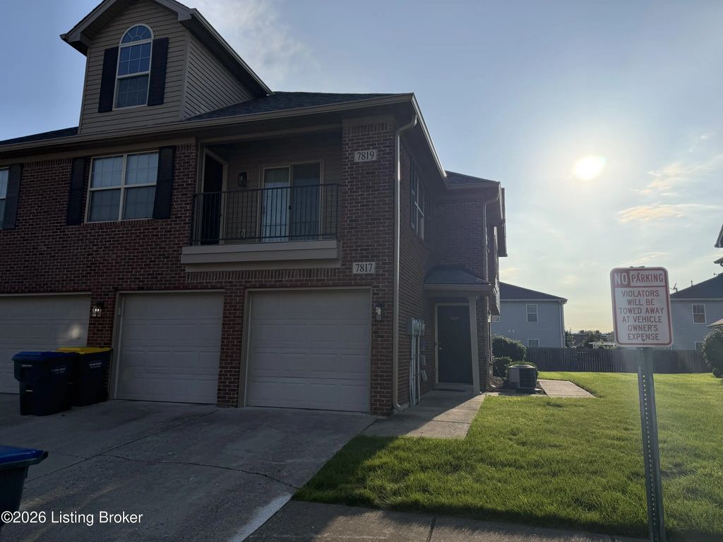 7817 Pleasure Walk Cir, Louisville