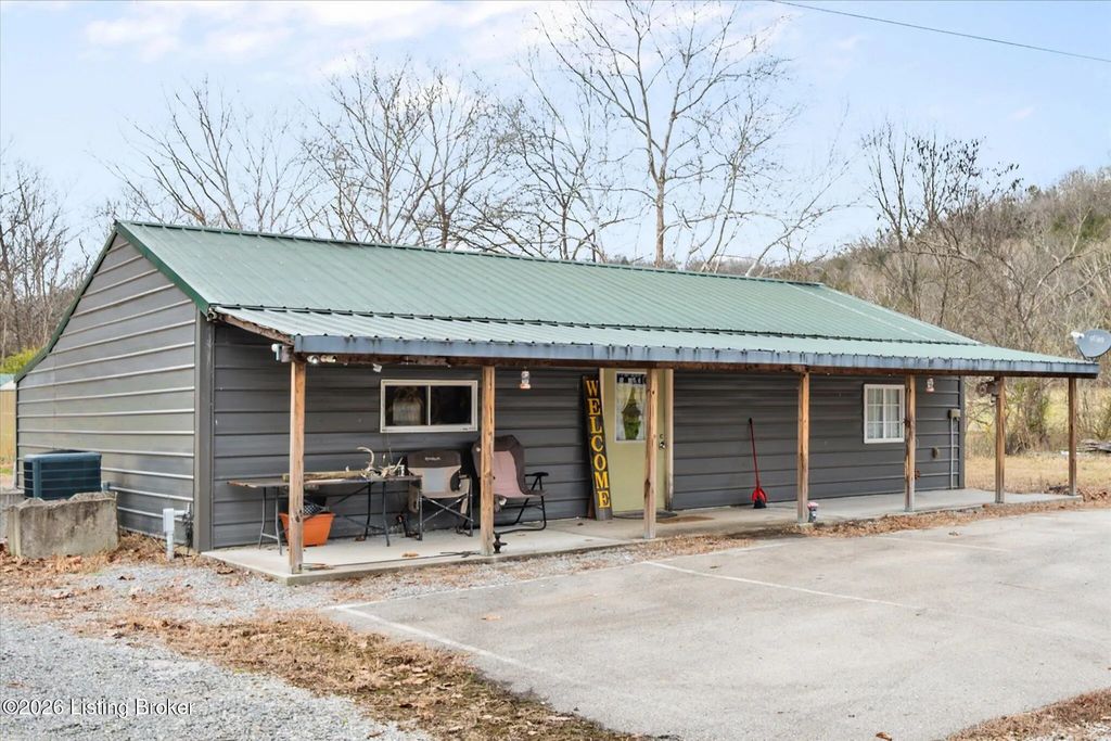 405 Tennessee Walking Ln, Milton