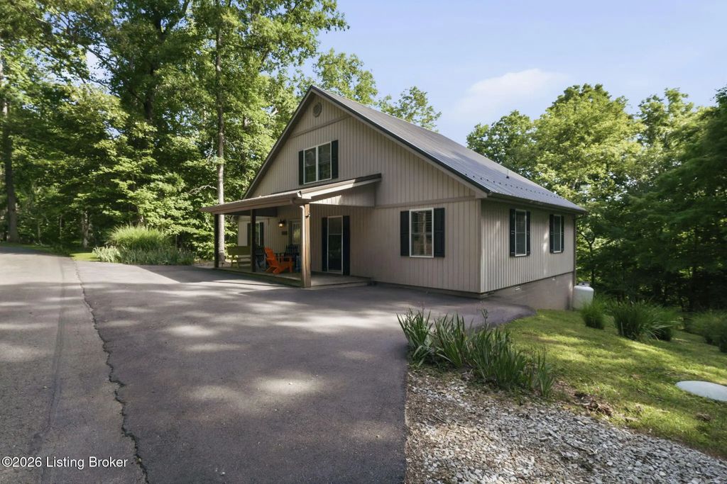 503 Michaels Cove Dr, Leitchfield