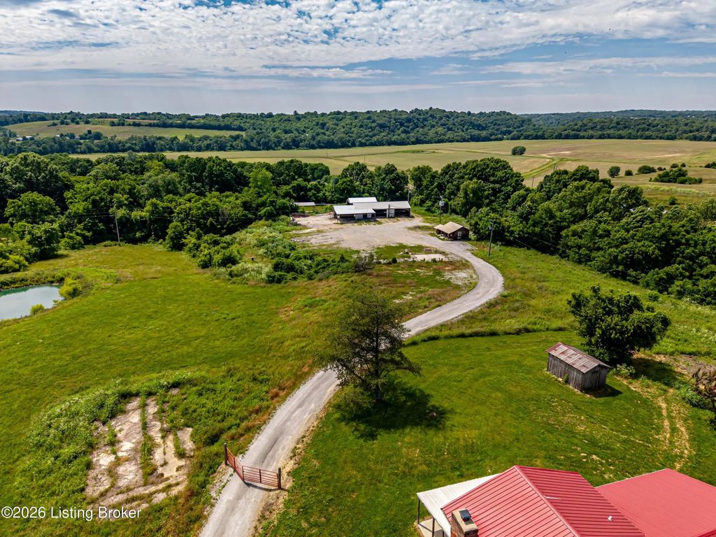 3085 W River Rd, Taylorsville