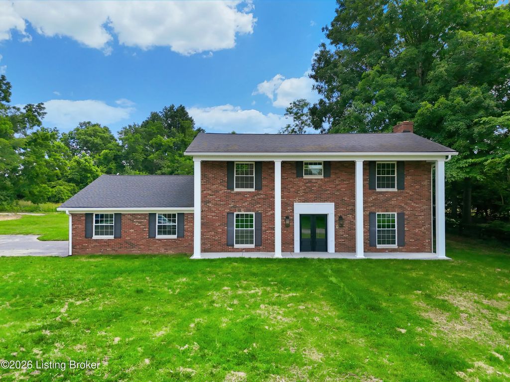 315 Pin Oak Dr, Lawrenceburg