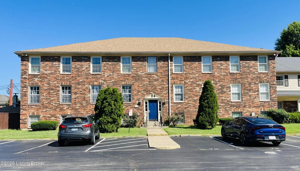 8127 Lake Ave A10, Louisville