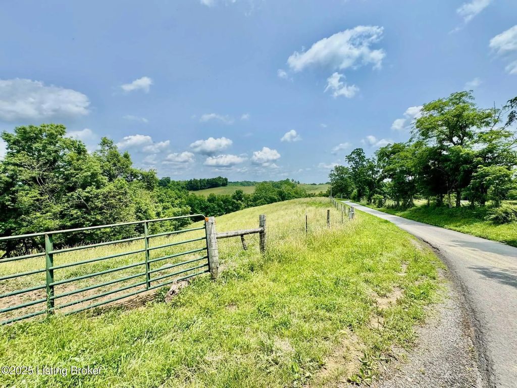 3700 Baker Ridge Rd, Willisburg