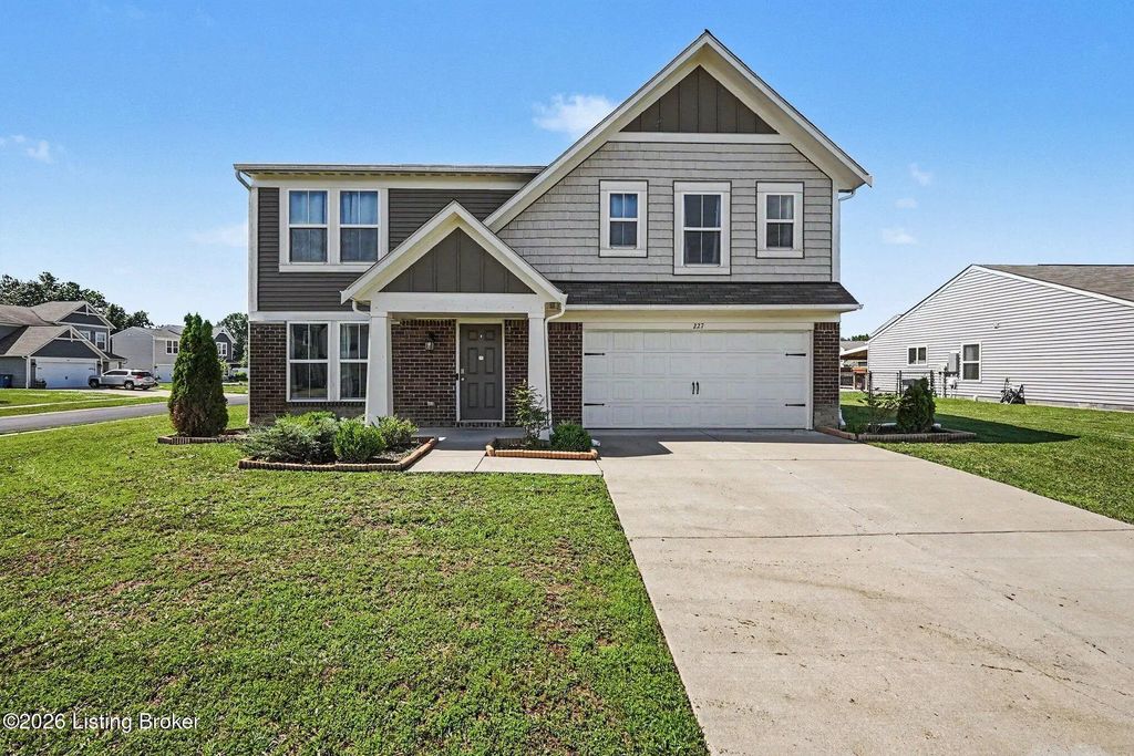 227 Boulders West Dr, Shepherdsville