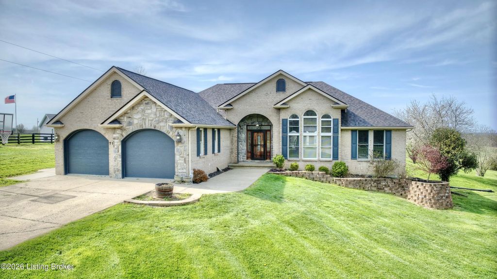715 Heritage Dr, Sparta