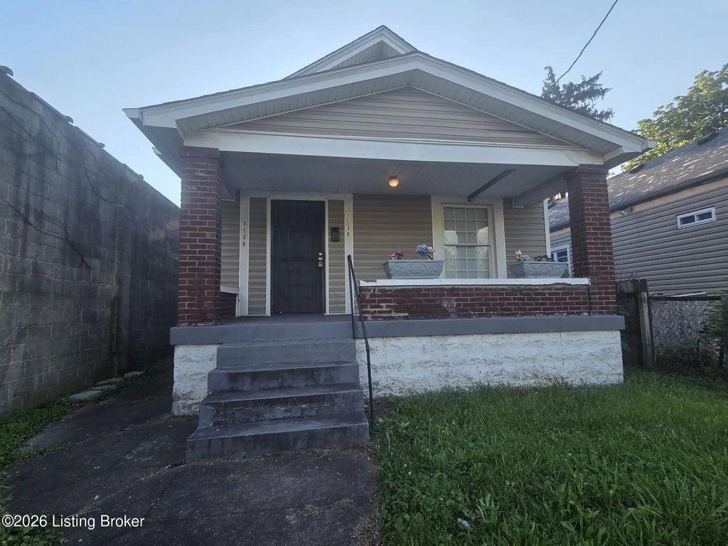 1138 Dixie Hwy, Louisville