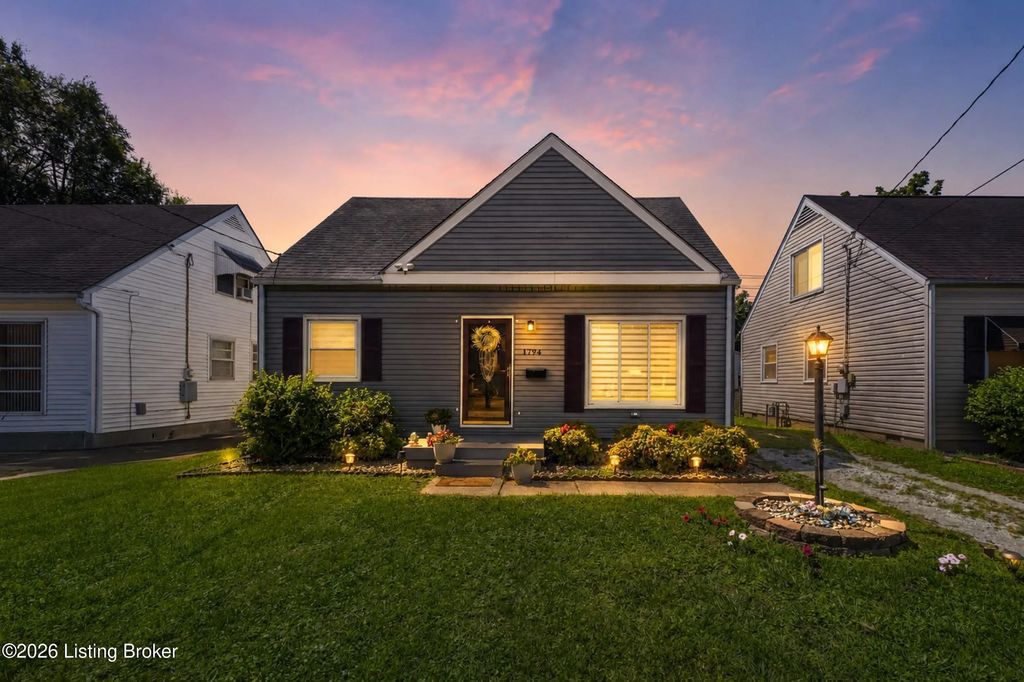 1794 Wilart Dr, Louisville