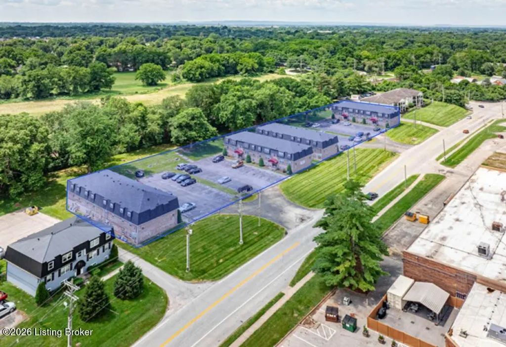 7312 Six Mile Ln, Louisville