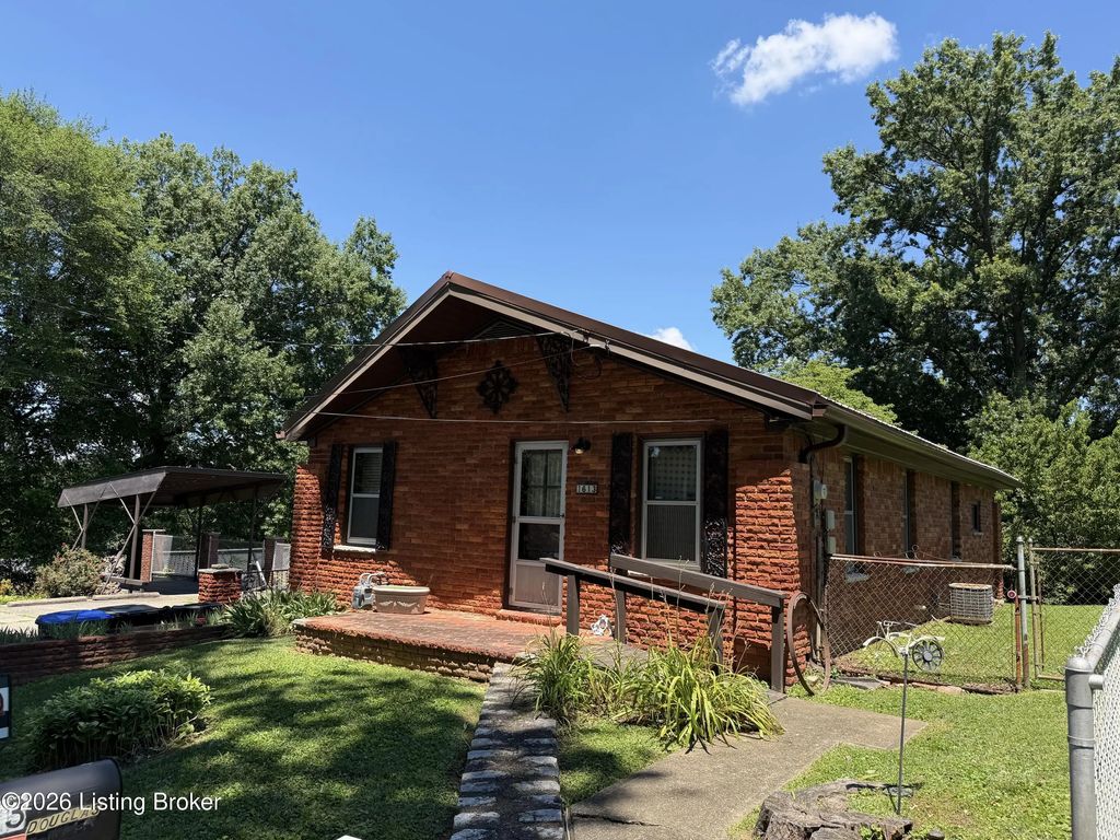1613 Eskridge Ln, Louisville