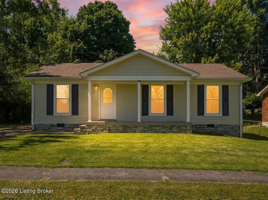 163 E Airview Dr, Elizabethtown