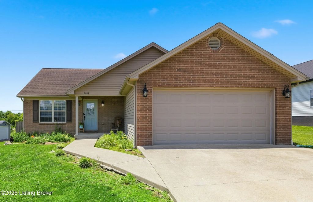 2004 White Oak Dr, Lawrenceburg