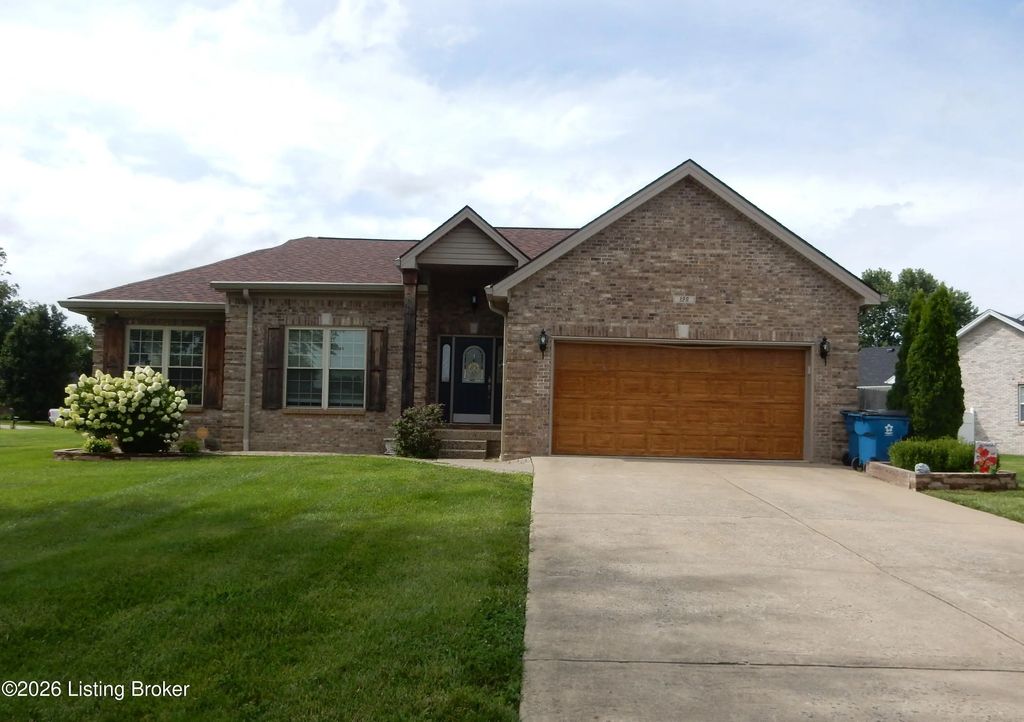 300 Jade Dr, Shepherdsville