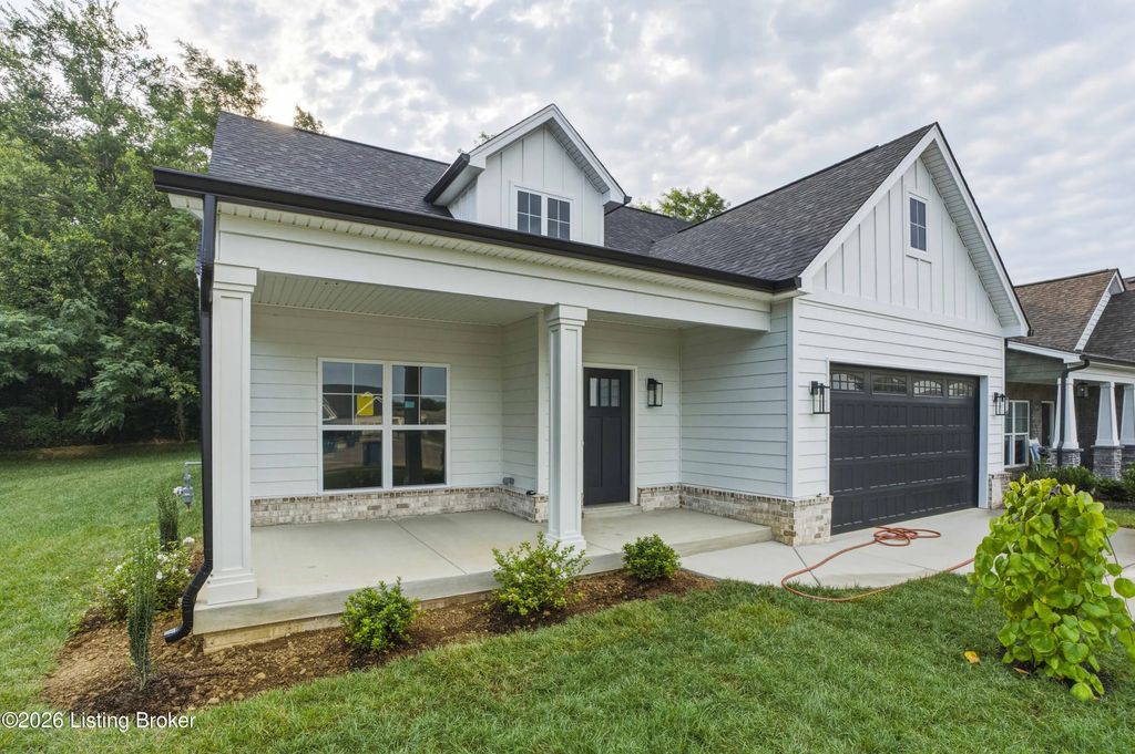 1204 Divot Way, Simpsonville