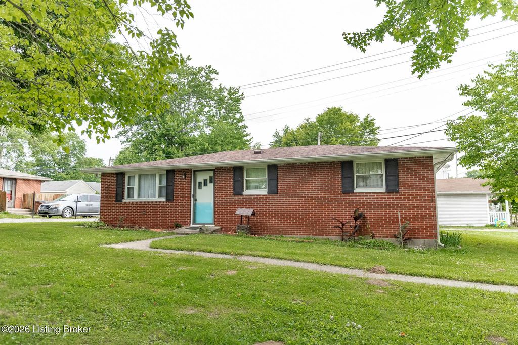 106 W 1st St, Hanover