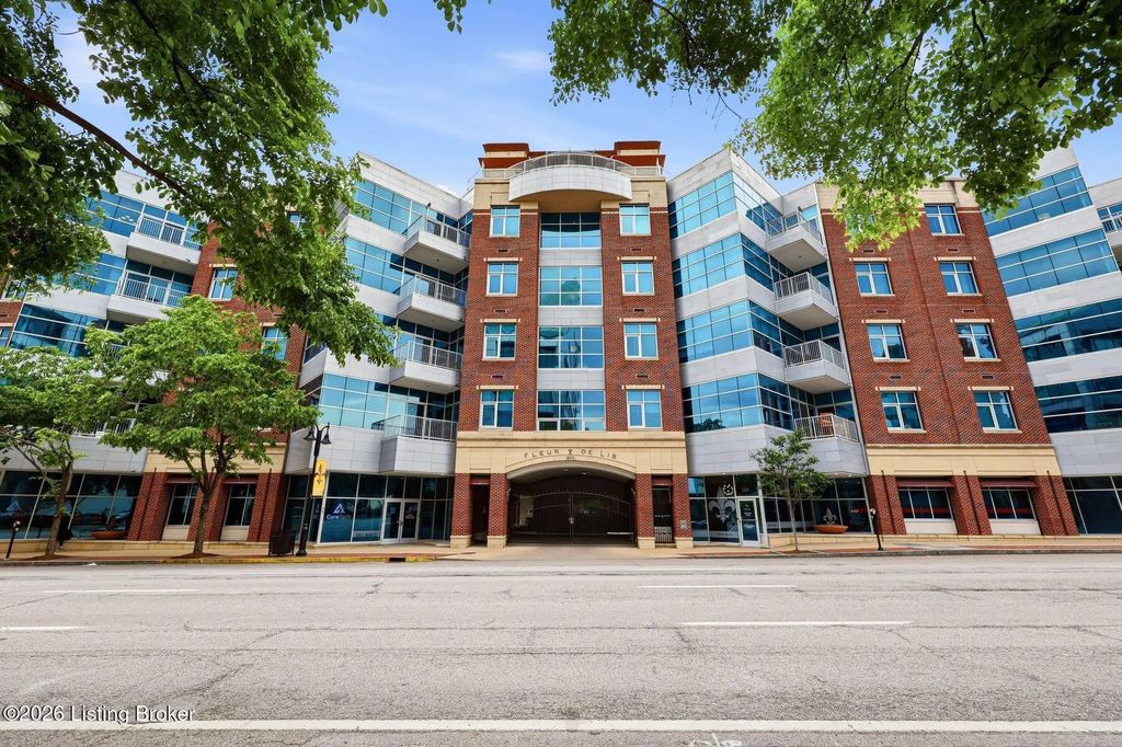 324 E Main St 219, Louisville