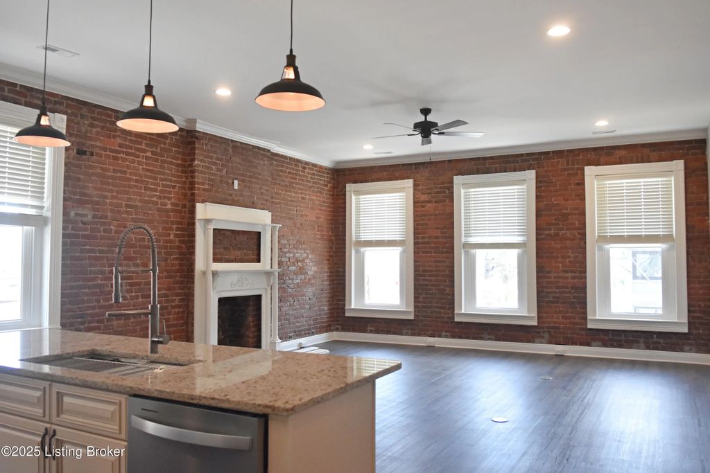 177 Pope St, Louisville