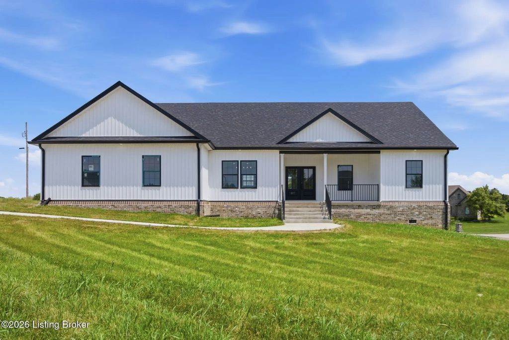617 Ridge Crest Dr, Harrodsburg