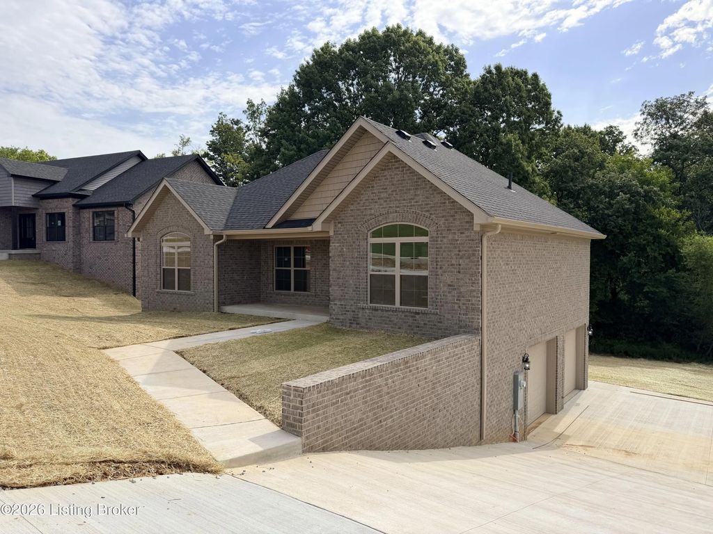 174 New Orleans Ct, Taylorsville