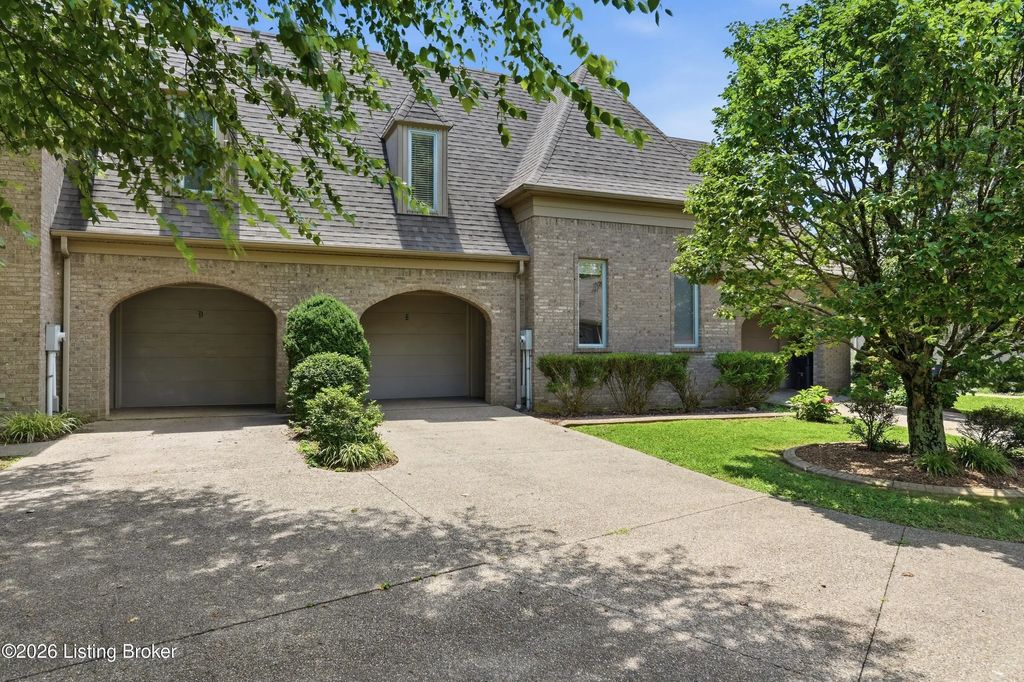 115 Manor Ave E, Bardstown