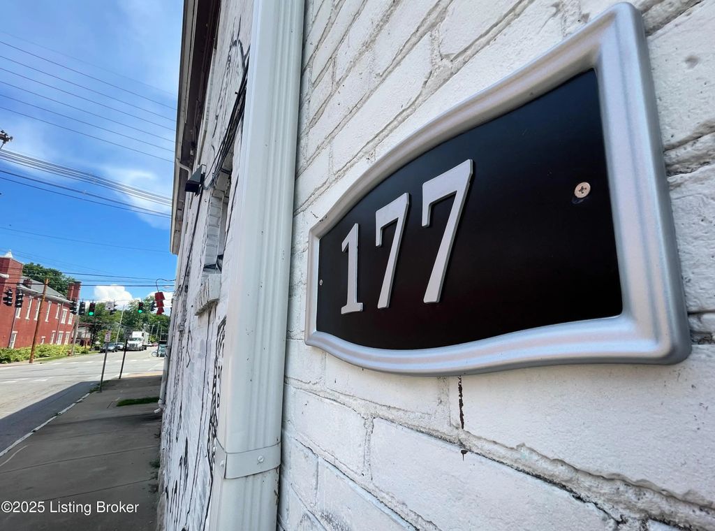 177 Pope St 201, Louisville