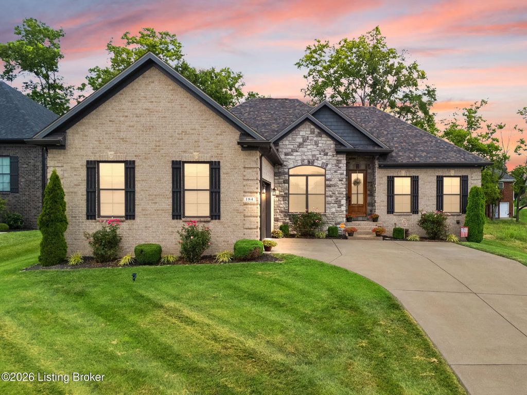 184 Cherokee Dr, Shelbyville