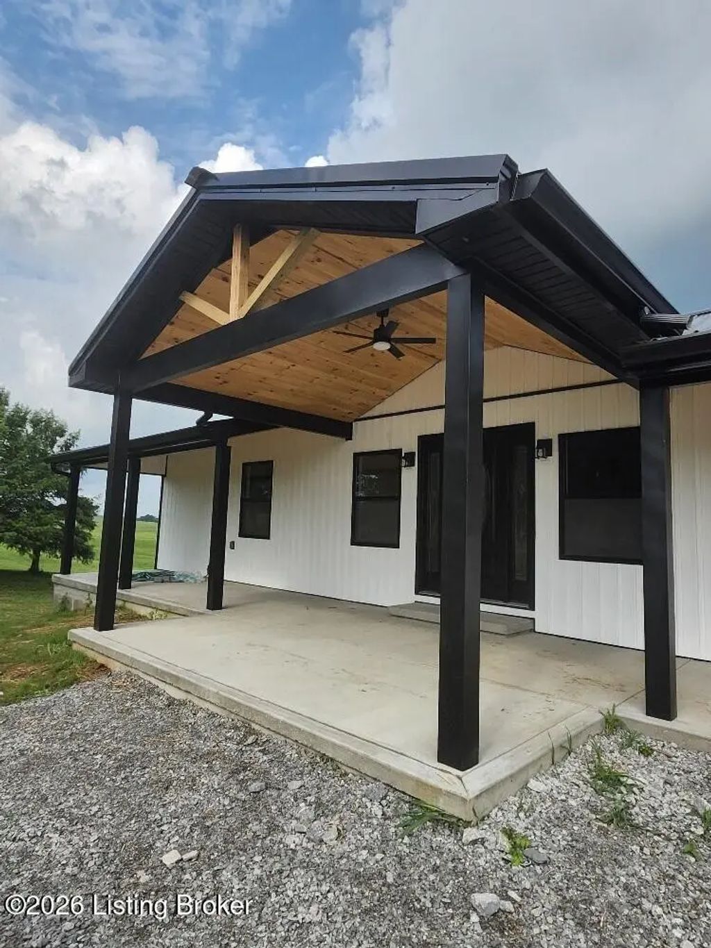 305 R Sharon Rd, Worthville