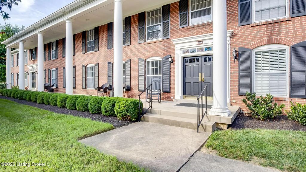 265 Leland Ct Apt 3, Louisville