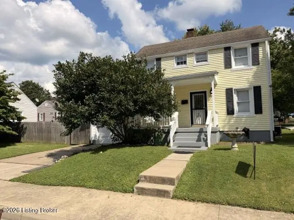 221 Poplar Dr, Elizabethtown