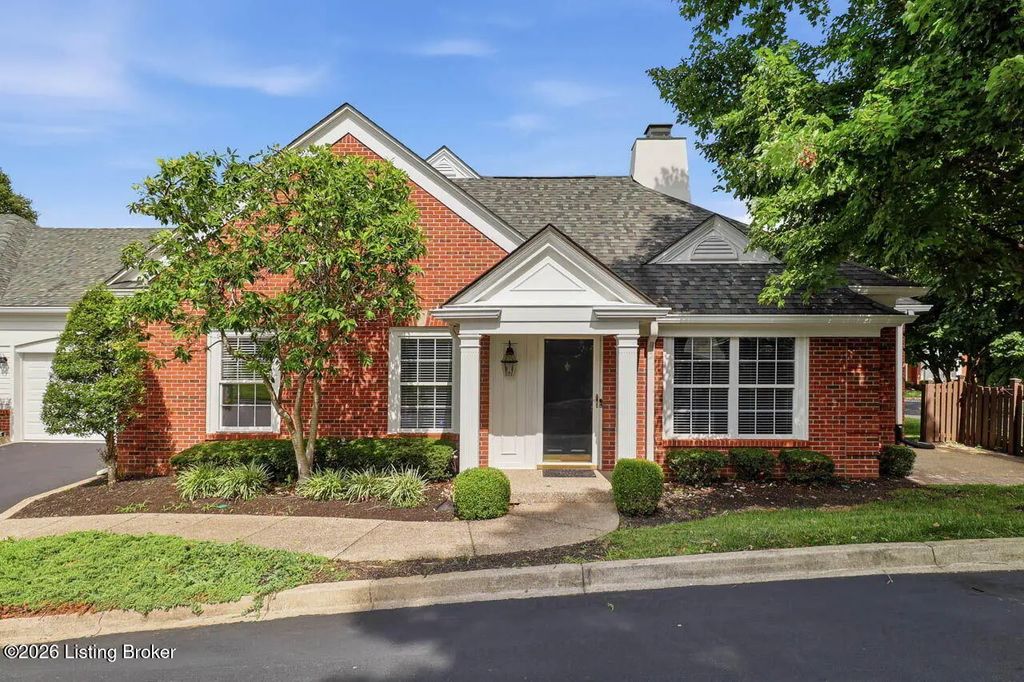 13615 Arbor Crest Cir, Louisville