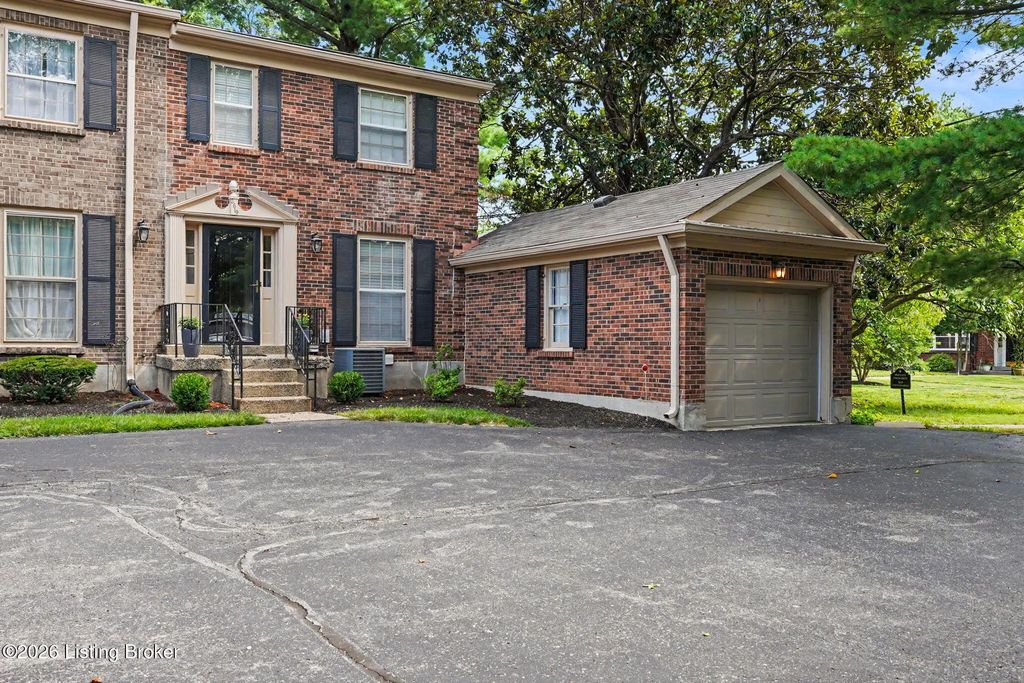 3619 Brownsboro Rd, Louisville