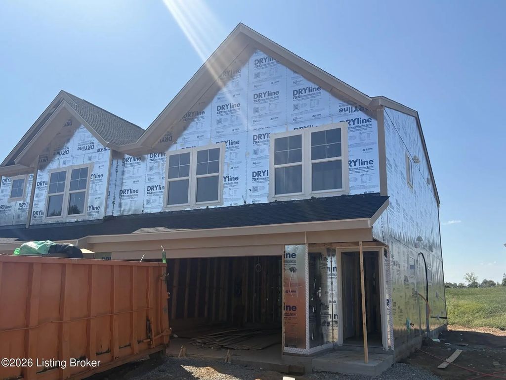 11212 Breezeway St 63b, Louisville