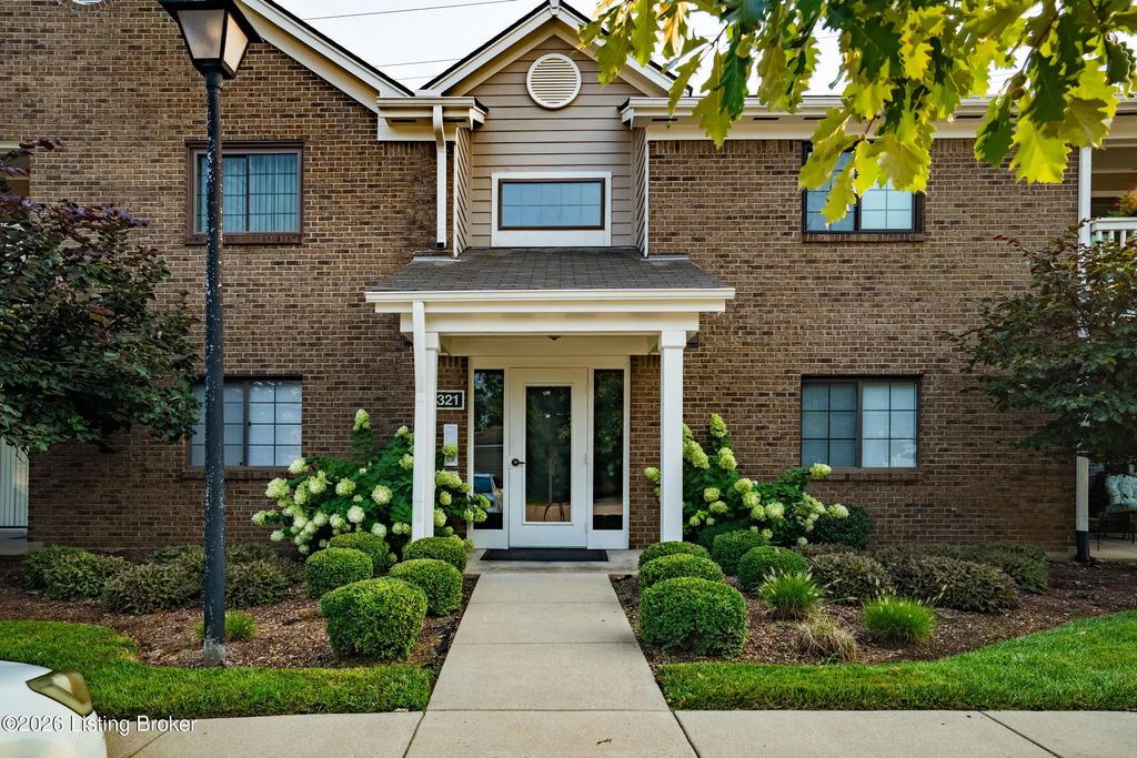 321 Piatt Pl 104, Louisville