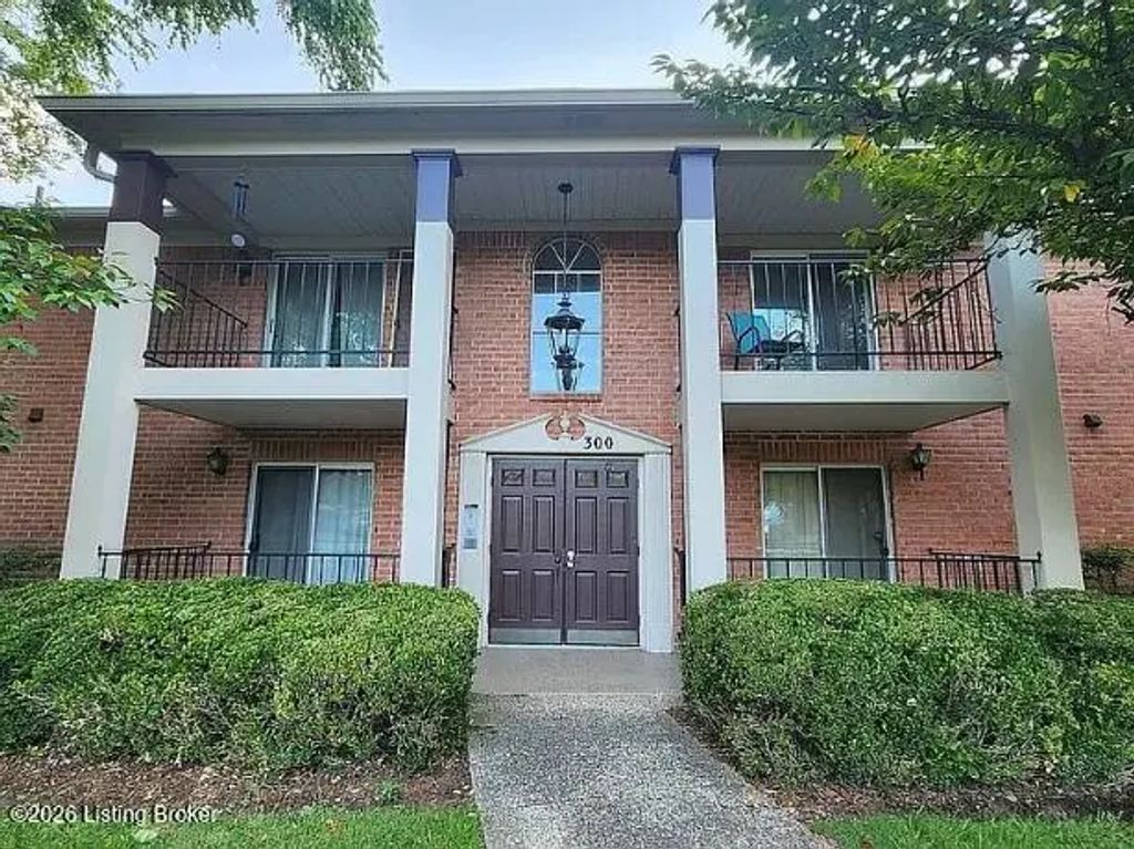 308 Forest Park Rd, Louisville