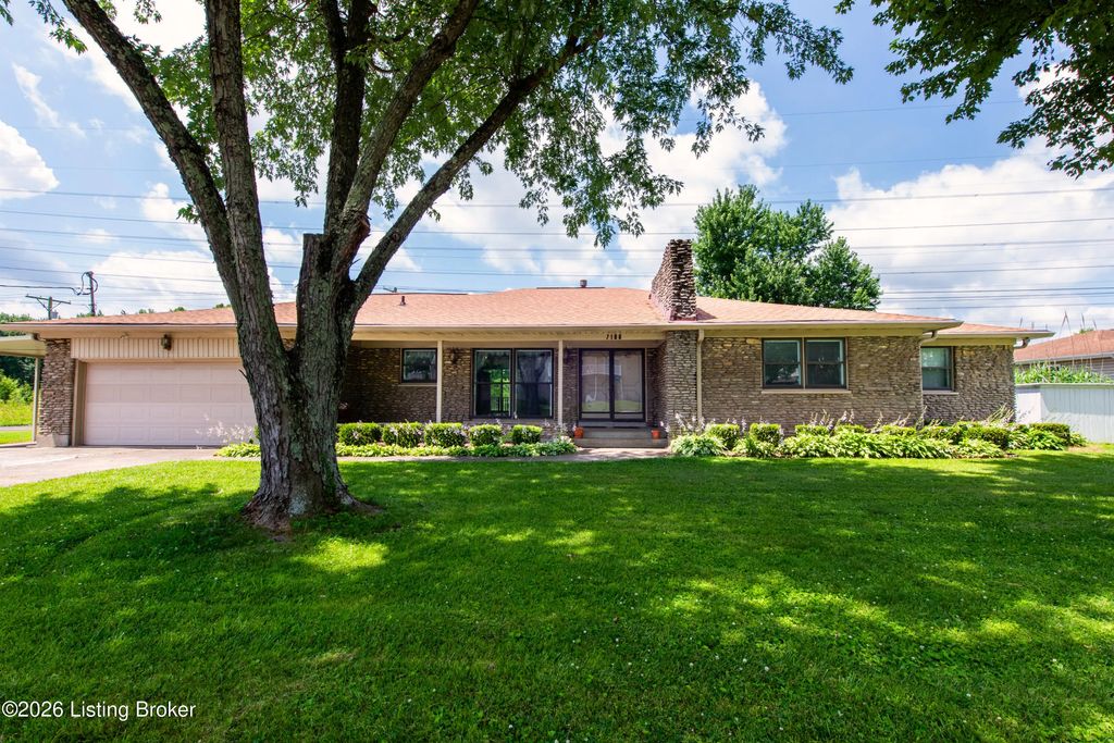 7106 St Anthony Church Rd, Louisville