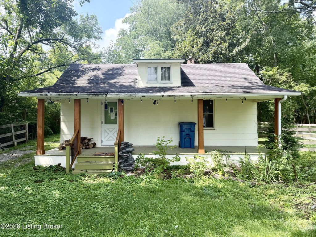 406 Evergreen Rd, Louisville