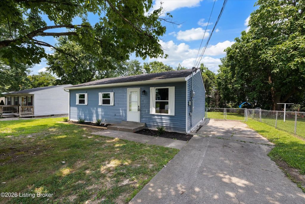 12308 Somerset Dr, Louisville