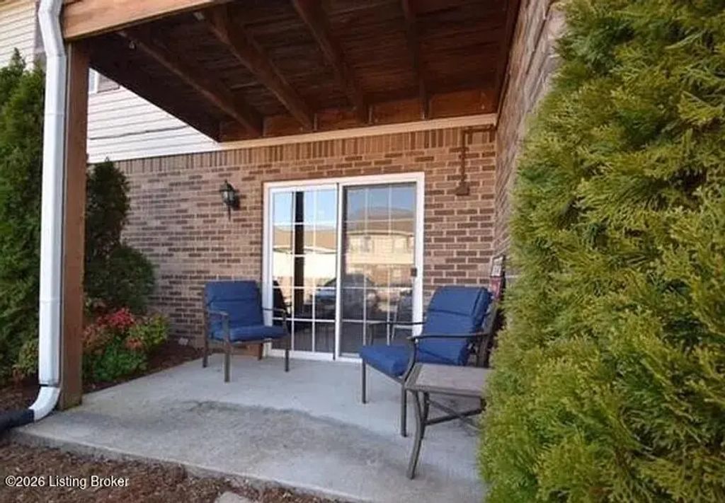 11913 N Tazwell Dr Apt 1, Louisville