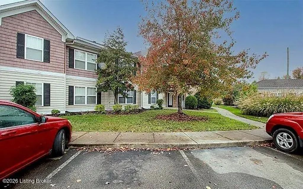 6520 Brook Bend Way 200, Louisville